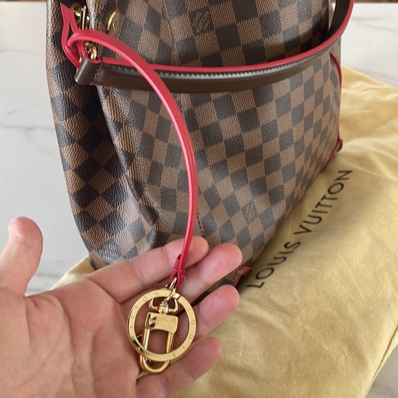 ❣️LIKE NEW❣️💎✨Louis Vuitton❣️ Caissa Damier Ebene Hobo Shoulderbag - Picture 9 of 17